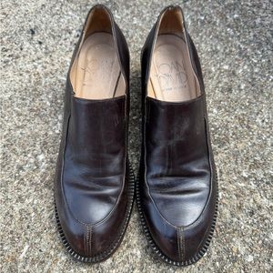 Shoe